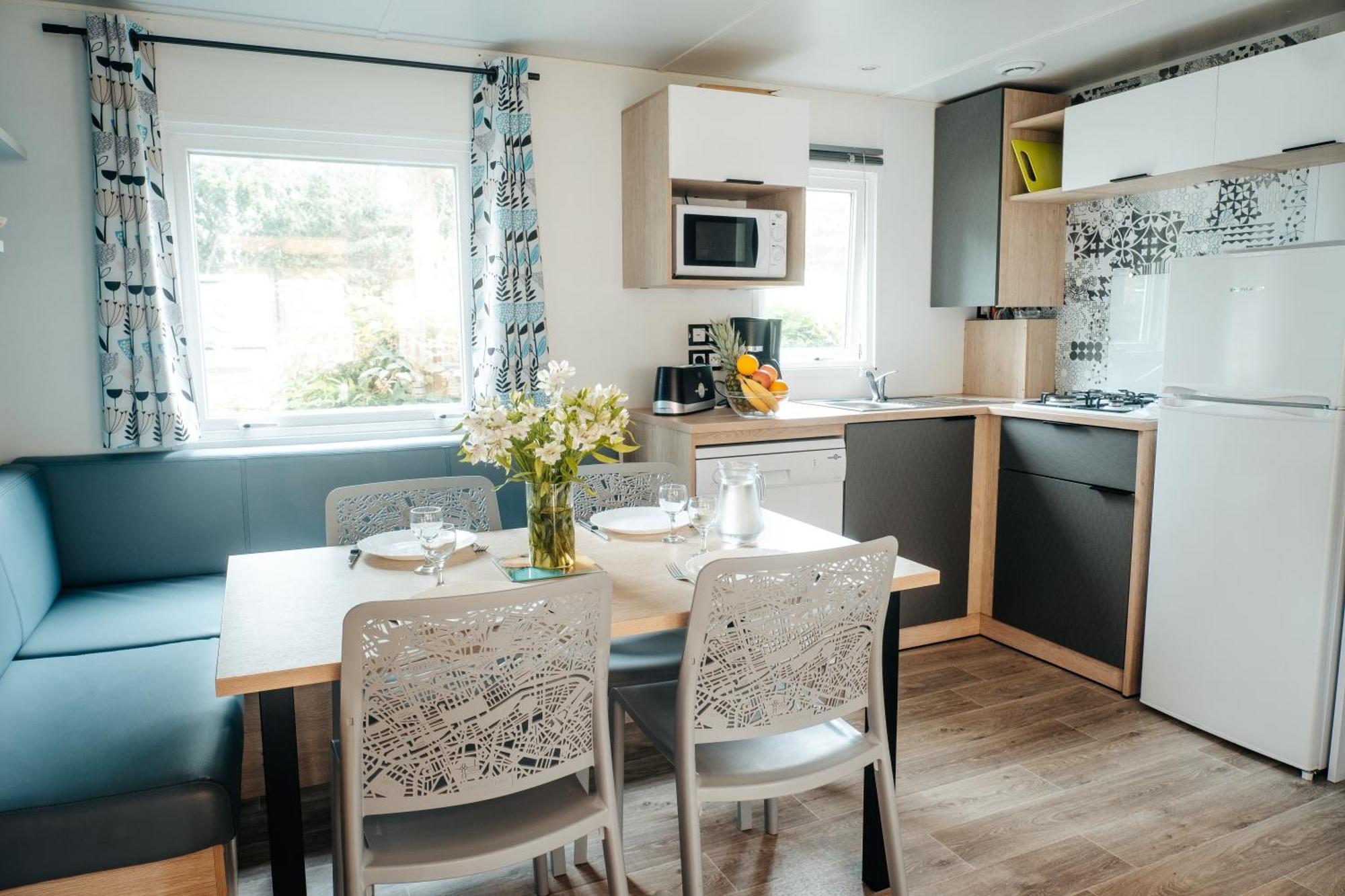 Mobil Home Xxl 4 Chambres - Camping Le Viaduc Мийо Экстерьер фото